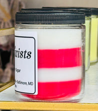 Load image into Gallery viewer, Frosty Twists - 8 oz candle
